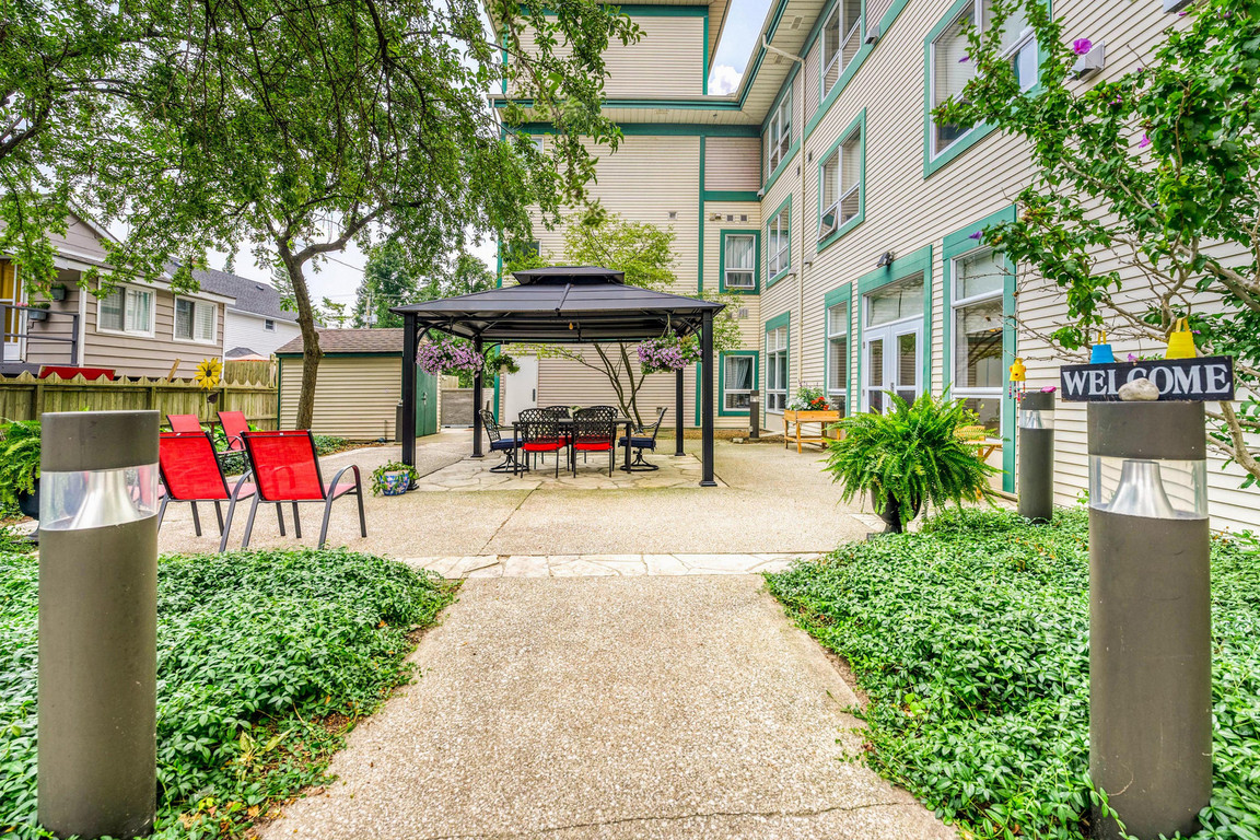 Village on the St. Clair