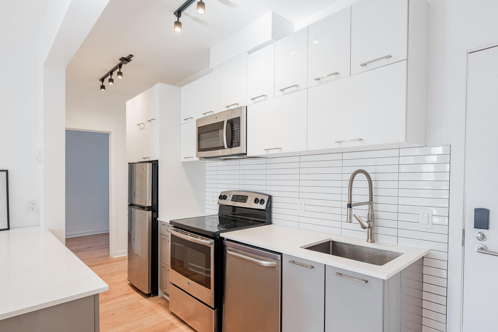 Castle Lofts - Photo 43