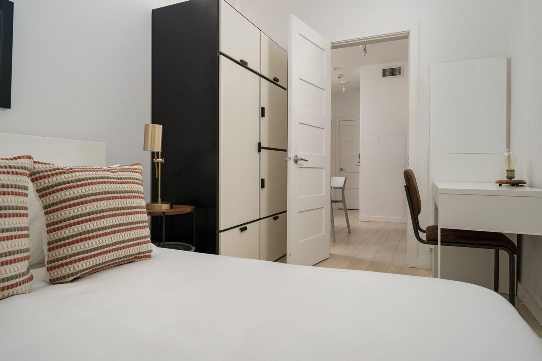 Castle Lofts - Photo 57