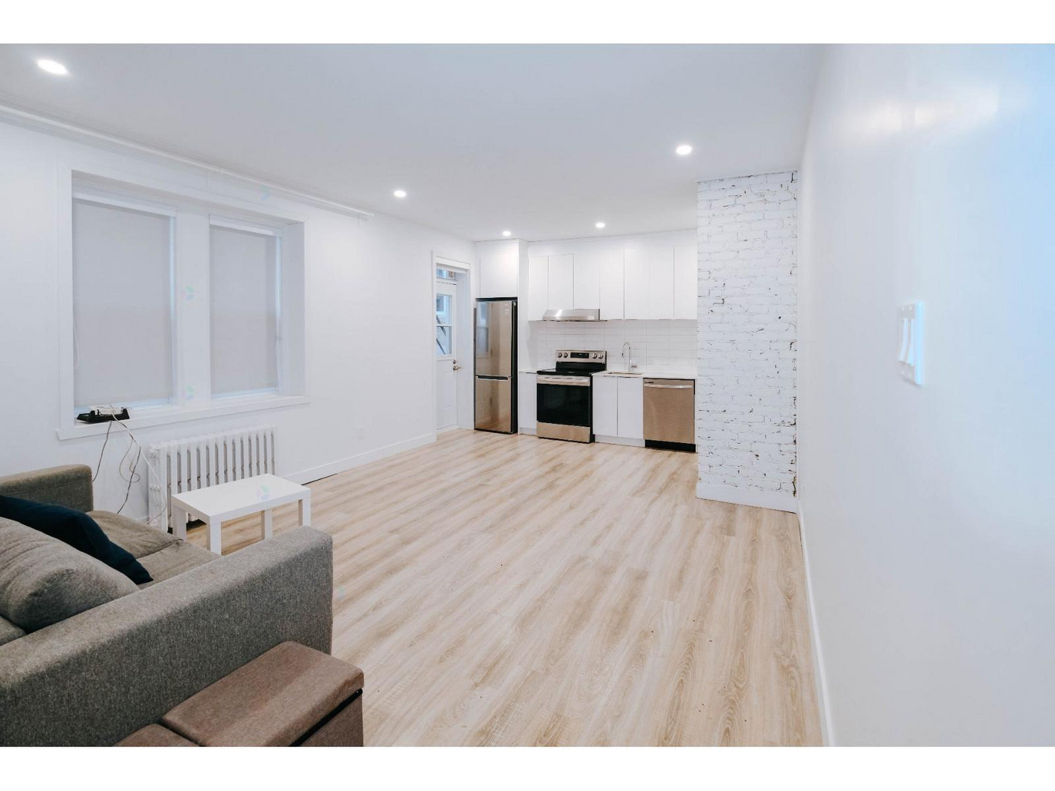 4530 Avenue Girouard — photo 1