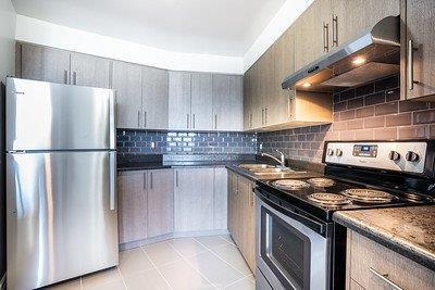 35 Esterbrooke Ave - Photo 12