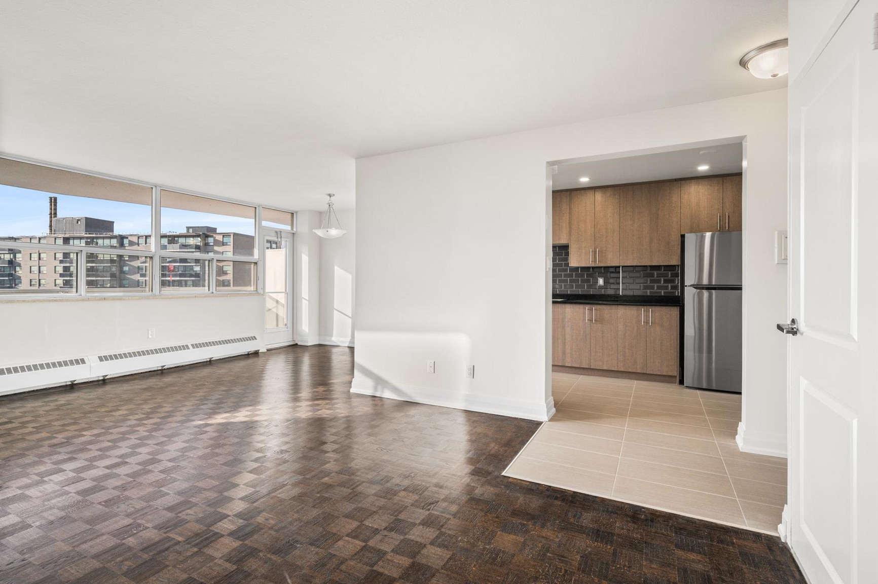 35 Esterbrooke Ave - Photo 17