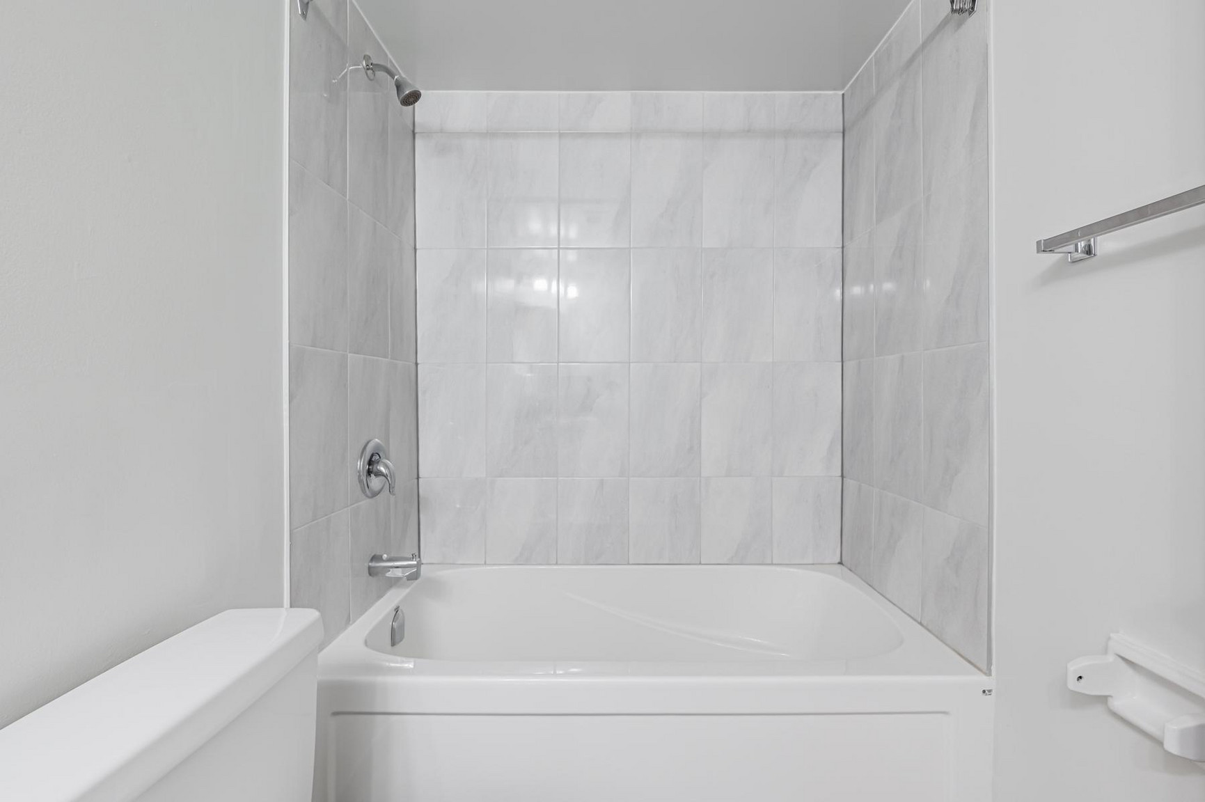 35 Esterbrooke Ave - Photo 15
