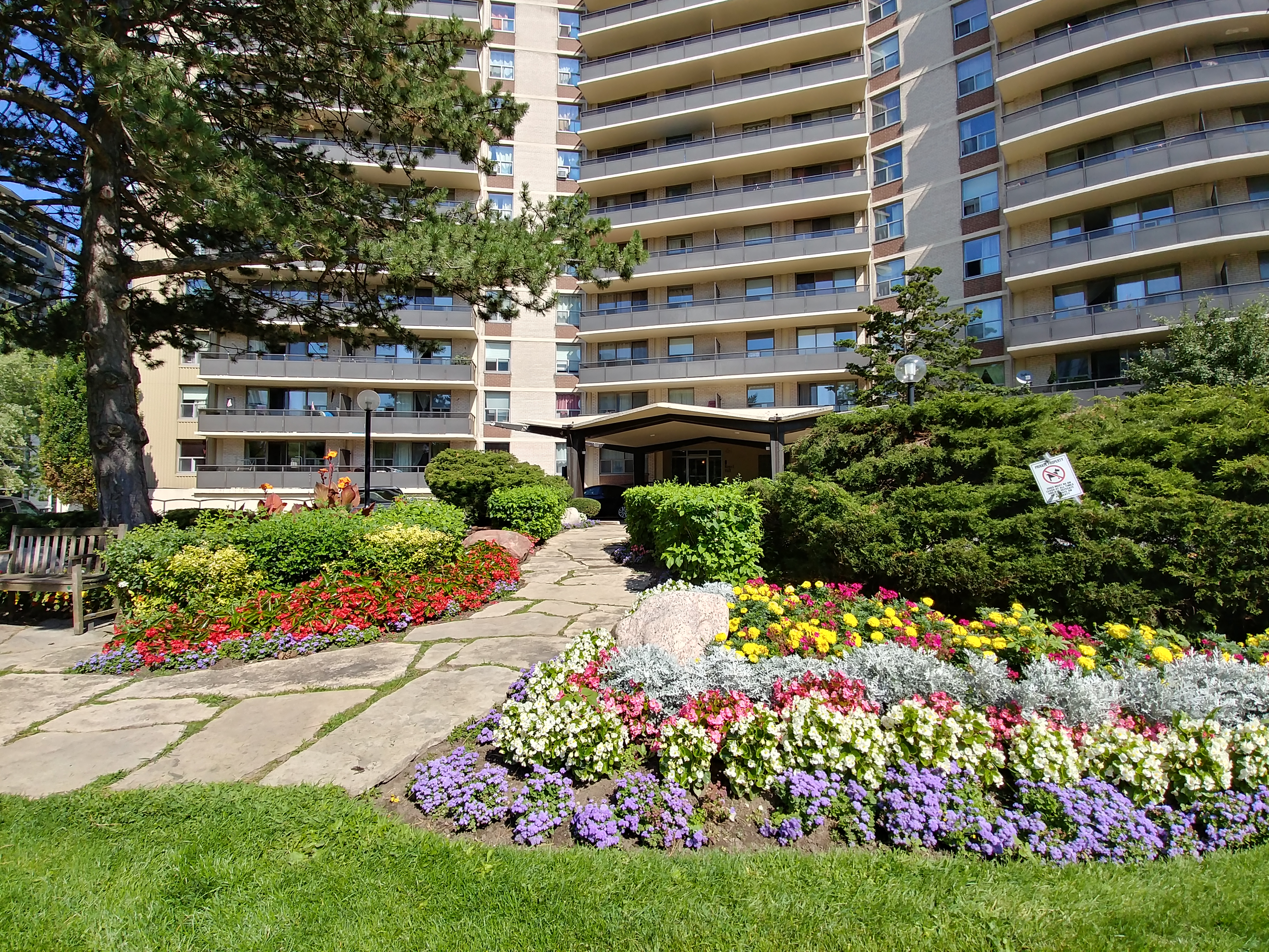 34 Leith Hill Rd, North York, ON M2J 1Z4 — photo 3