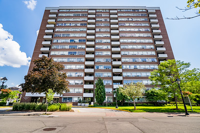 477 Elizabeth St, Burlington, ON L7R 2M3 — photo 1