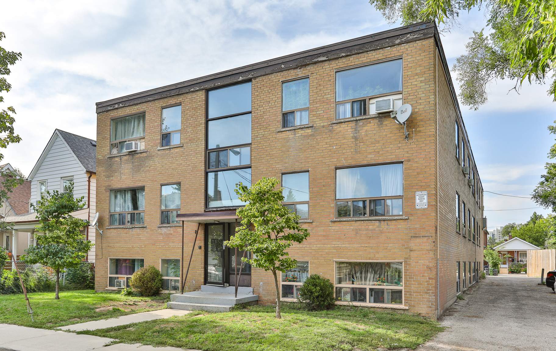 8 Hector Avenue