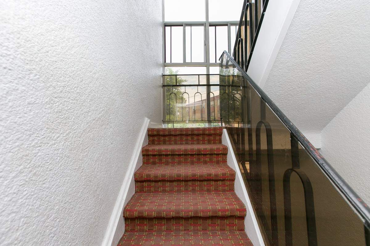 5 Greentree Court - Photo 5
