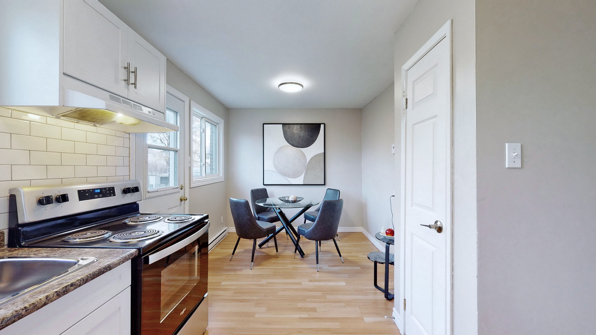 Bedford Gardens - 440 Cumberland Street & 245 Yates Street - Photo 7