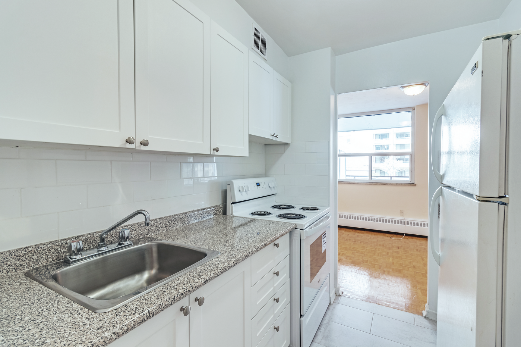 300 Eglinton Avenue East - Photo 5
