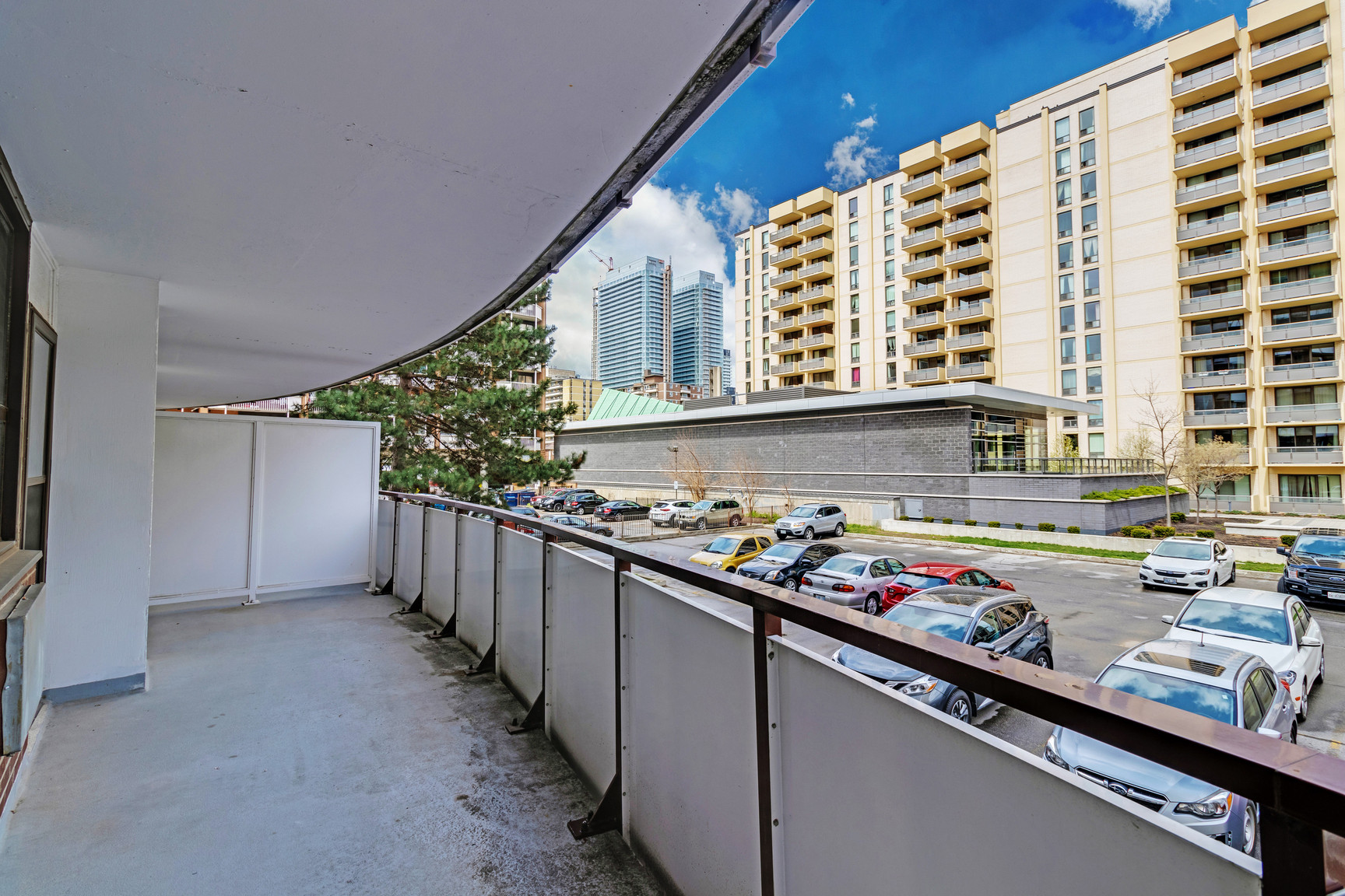 300 Eglinton Avenue East - Photo 14