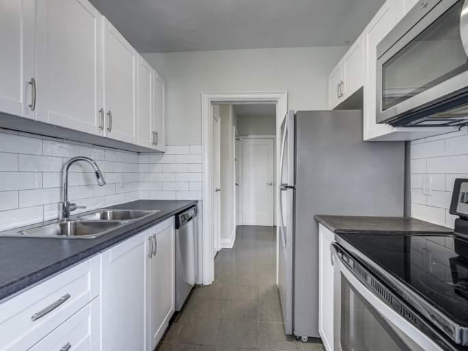 1650 Bathurst Street - Photo 3