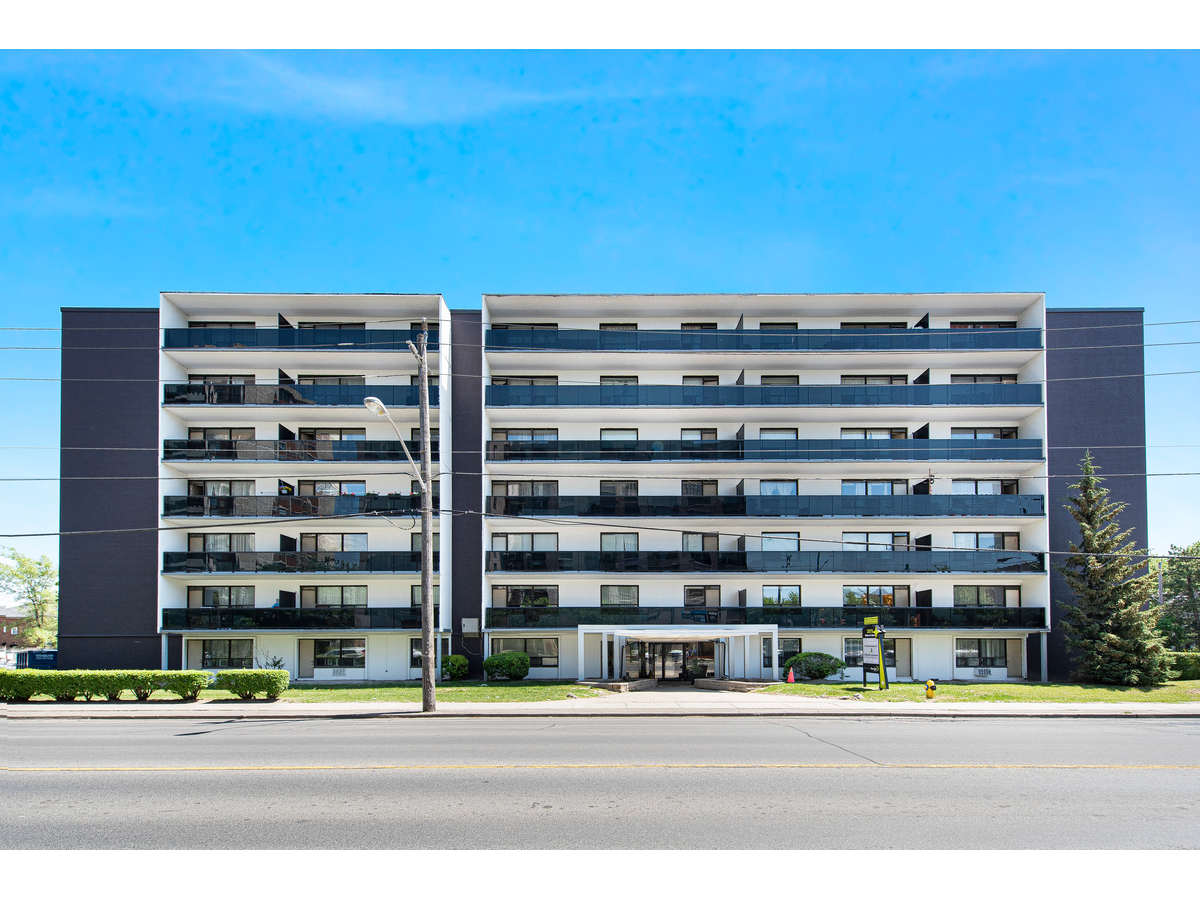3575 Bathurst Street  - Photo 9