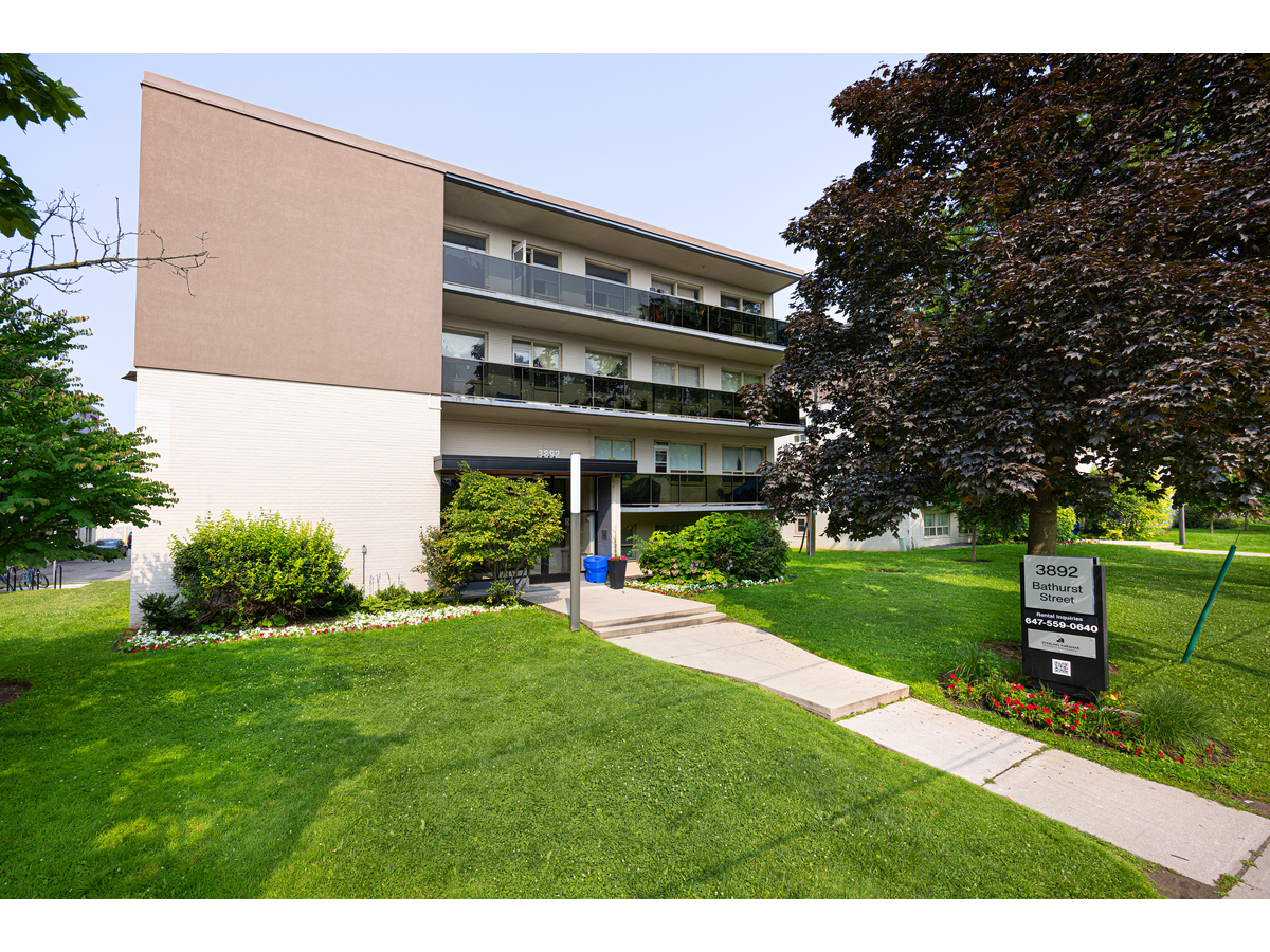 3892 Bathurst Street - Photo 10