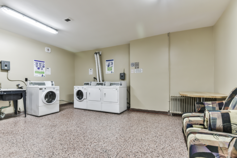 4141 Bathurst Street - Photo 9