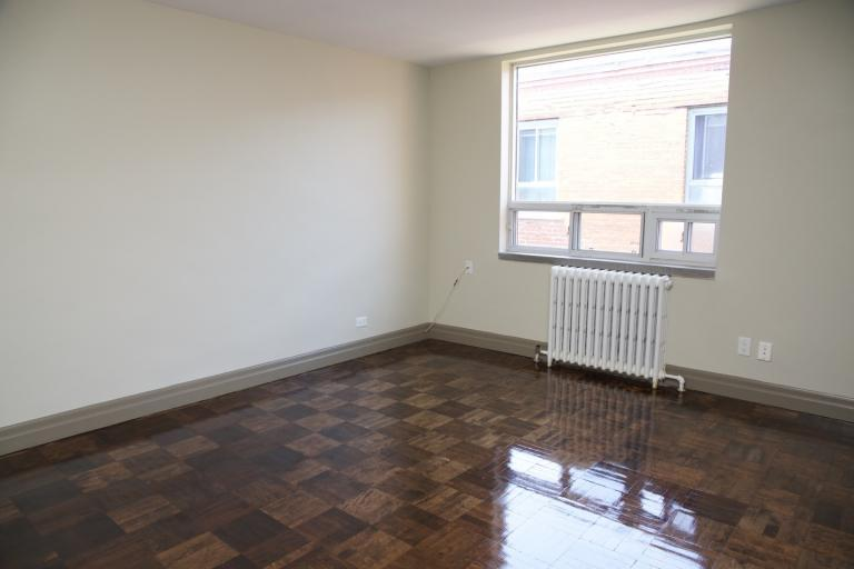 1065 Eglinton Ave West - Photo 9