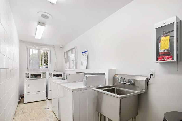 286 Finch Avenue West - Photo 11