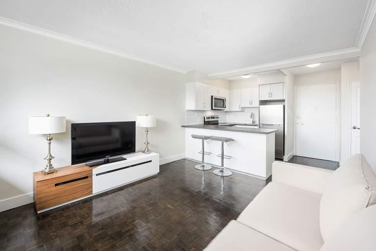 286 Finch Avenue West - Photo 5