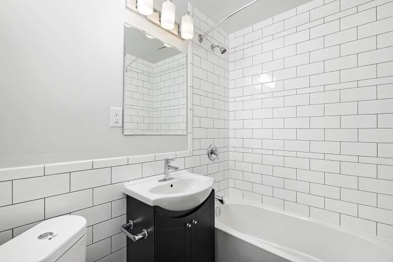 286 Finch Avenue West - Photo 7