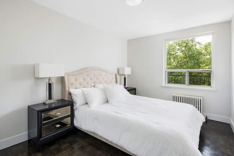 286 Finch Avenue West - Photo 8