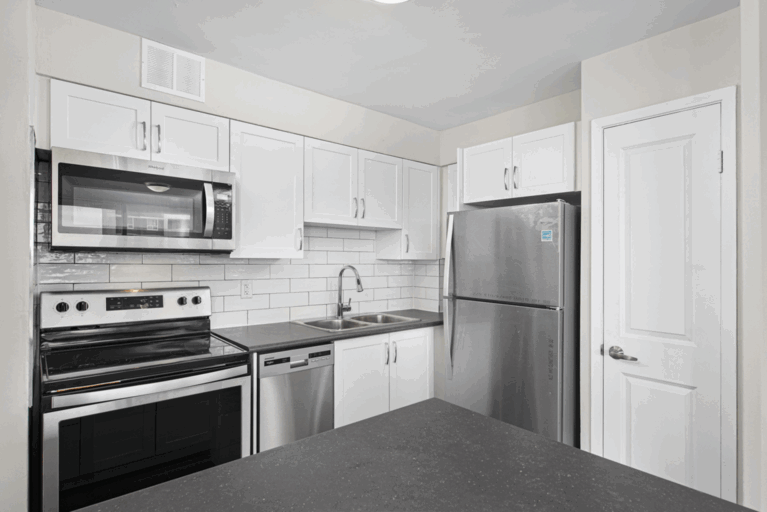 2397 FINCH AVE W - Photo 2
