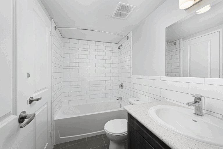 2397 FINCH AVE W - Photo 8