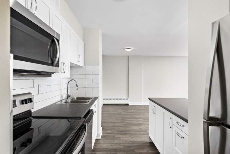DeHaviland Court  - Photo 2