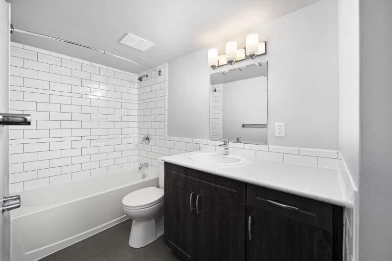DeHaviland Court  - Photo 8