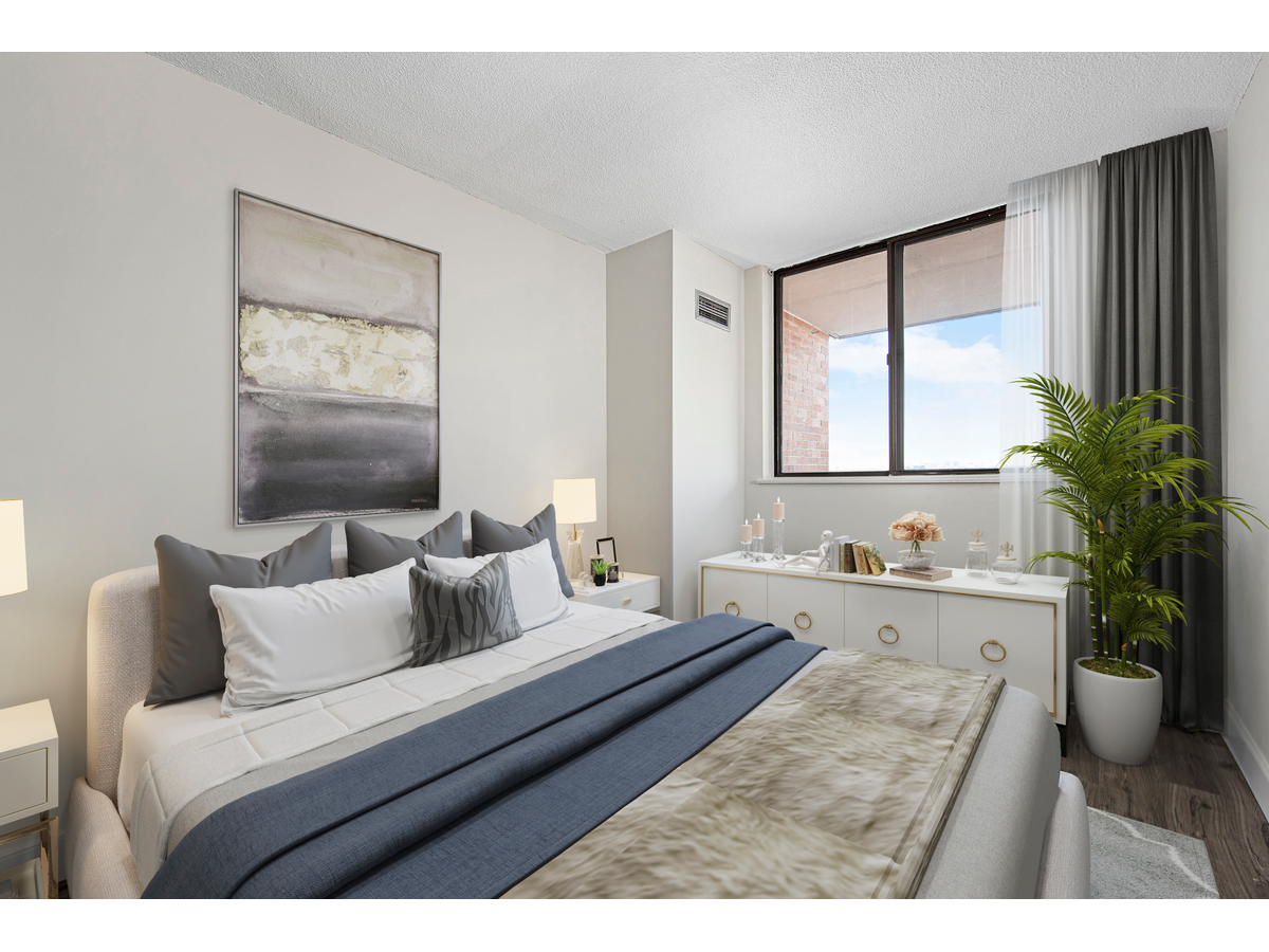 560 Proudfoot Lane - Empress Gate Apartments - Photo 3