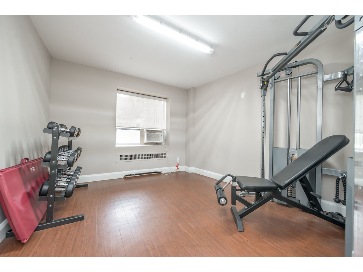 Metropolitan Apartments - Photo 13