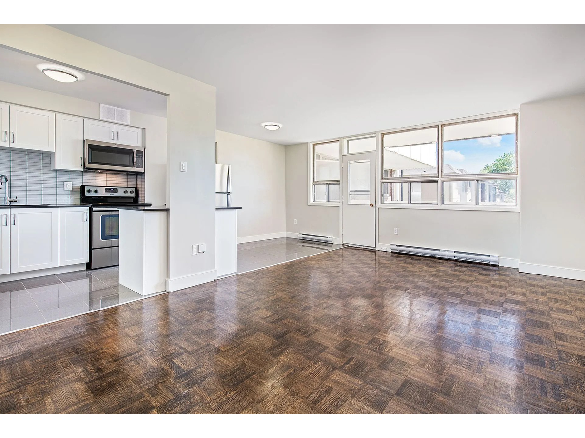 3311 Bathurst Street - Photo 5