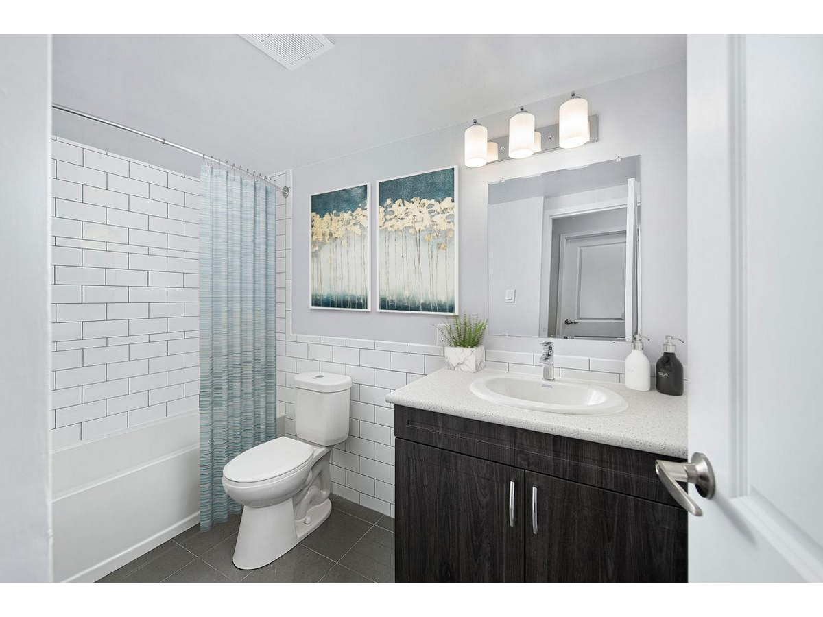 3388 Bathurst Street / 2 Khedive Avenue  - Photo 5