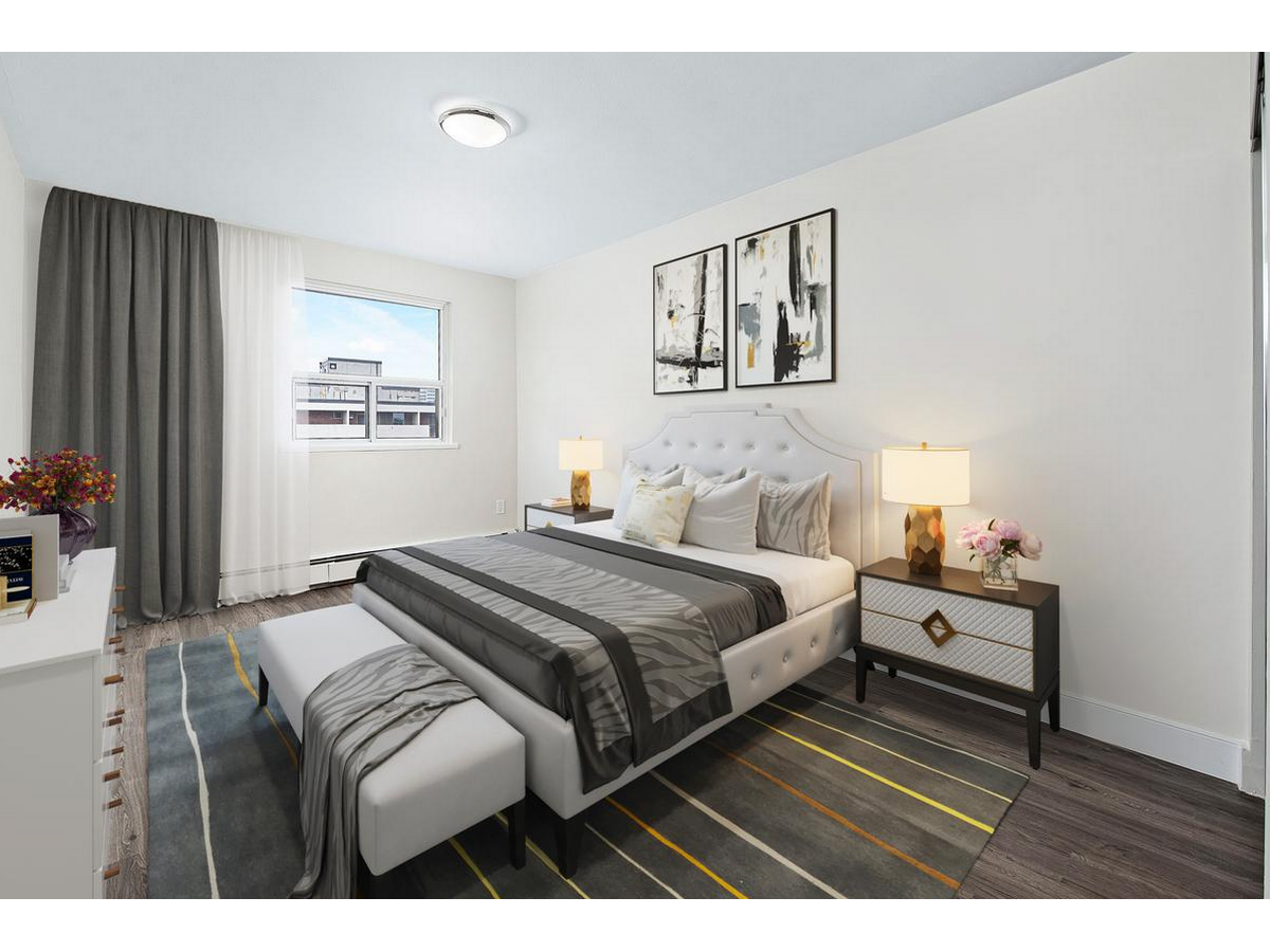 3388 Bathurst Street / 2 Khedive Avenue  - Photo 6
