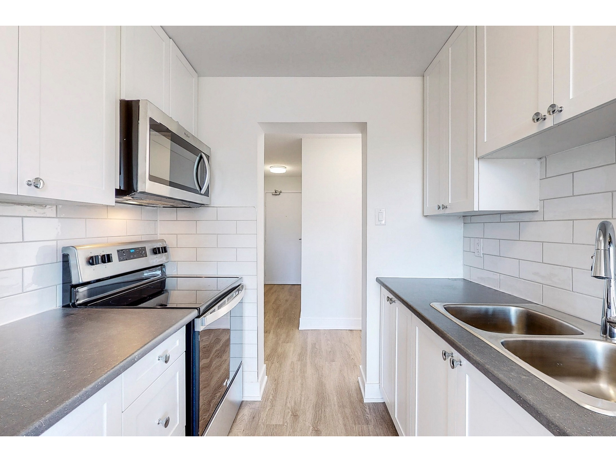 746 Fanshawe Park Road - Photo 2