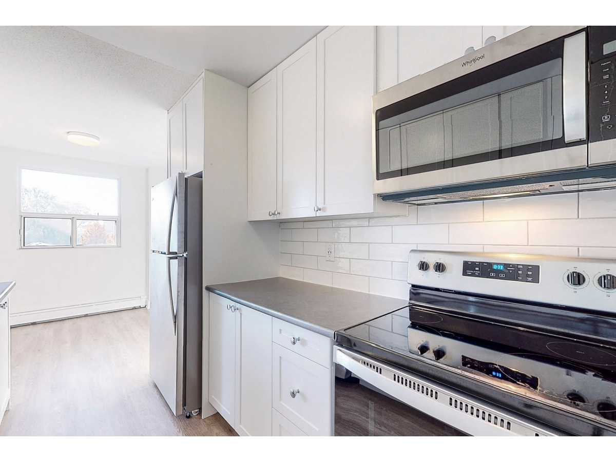 746 Fanshawe Park Road - Photo 3