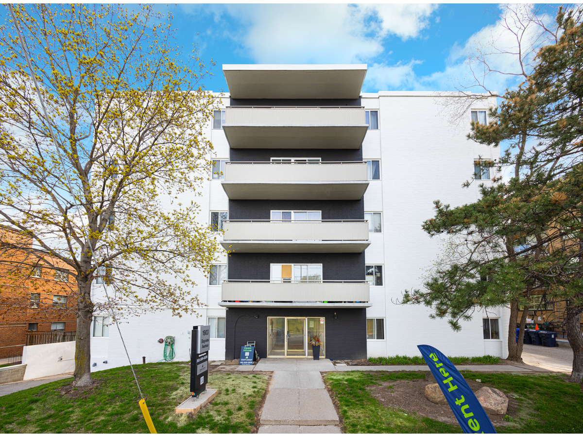 1903 Bayview Avenue - Photo 26