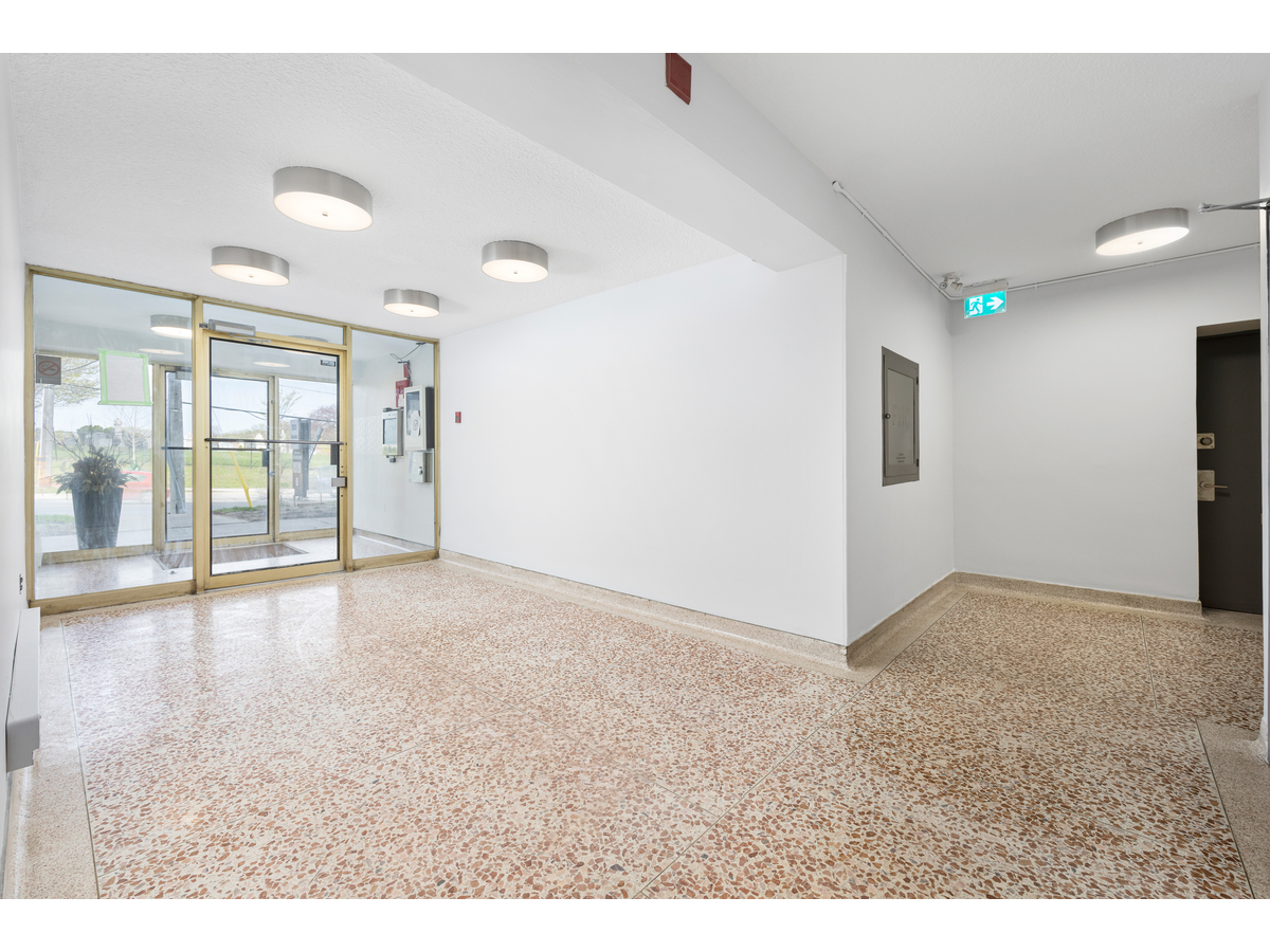 1903 Bayview Avenue - Photo 20