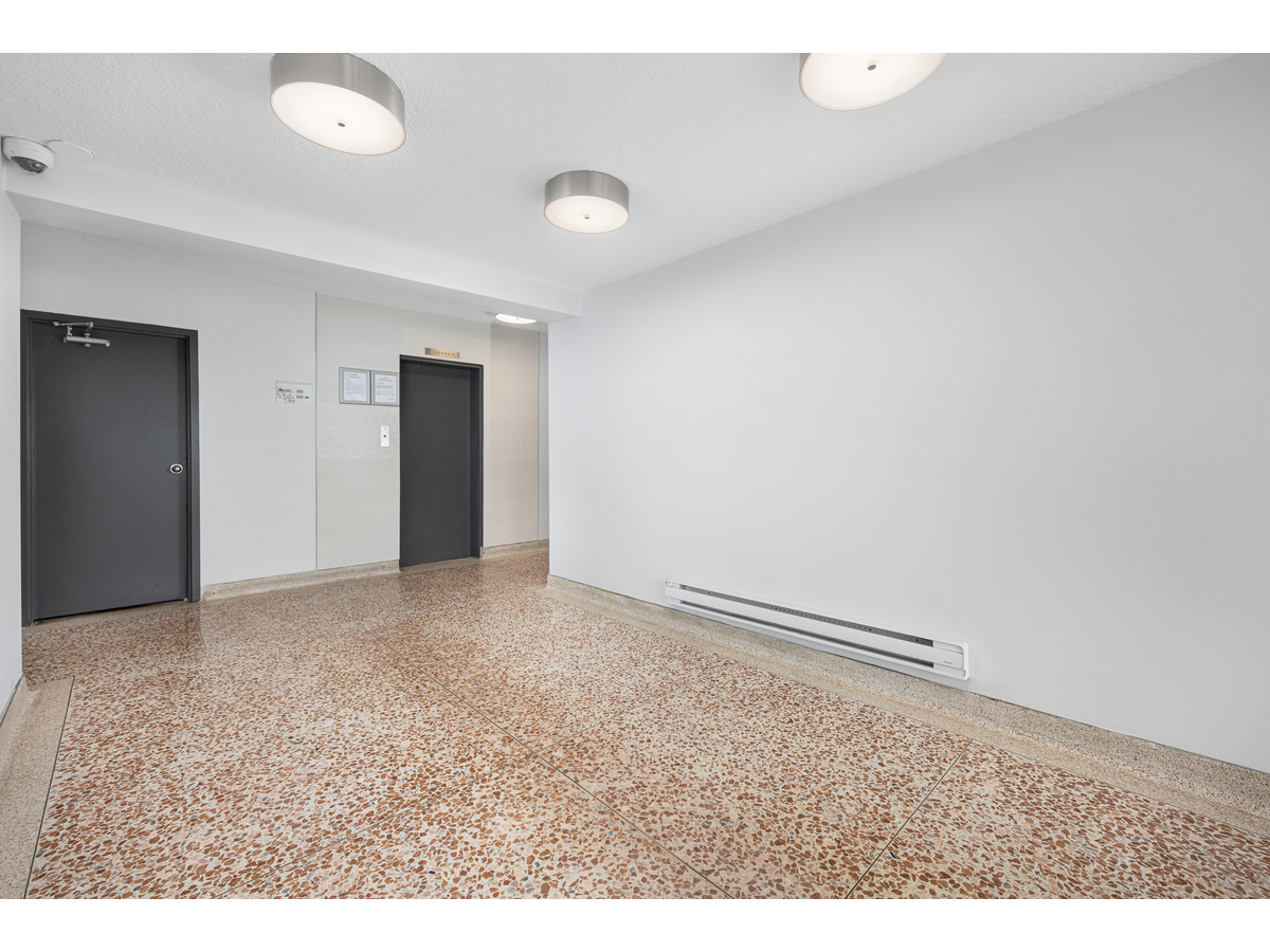 1903 Bayview Avenue - Photo 17