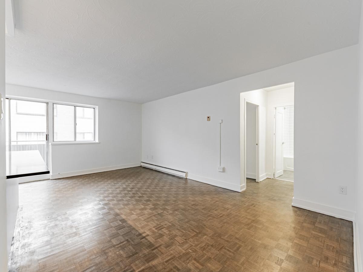 1903 Bayview Avenue - Photo 8