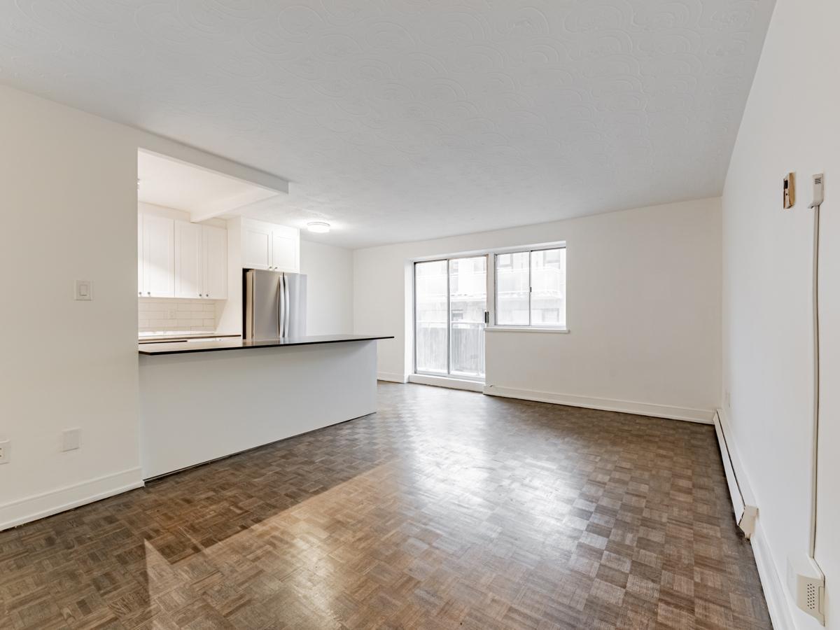1903 Bayview Avenue - Photo 7