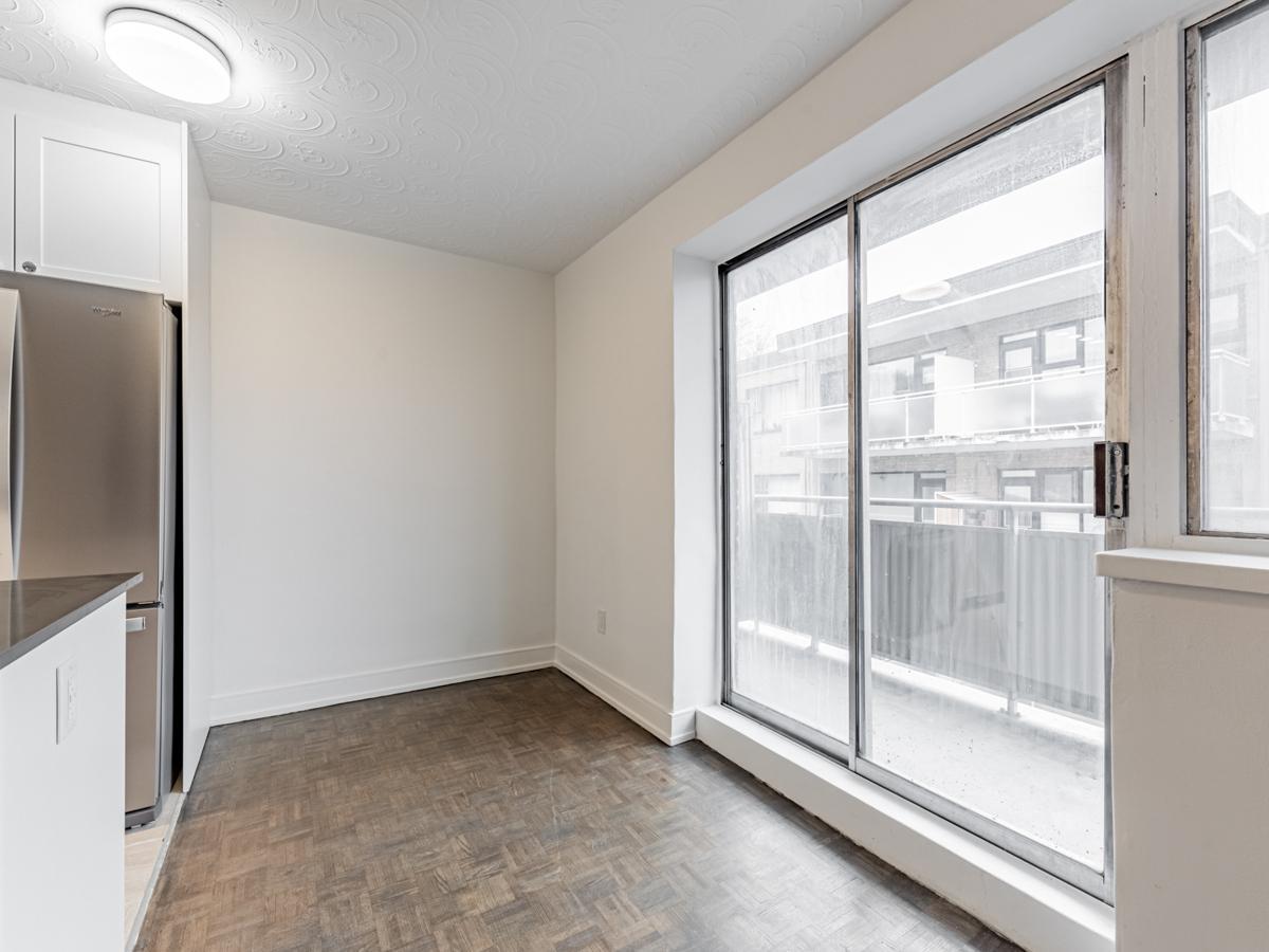 1903 Bayview Avenue - Photo 9