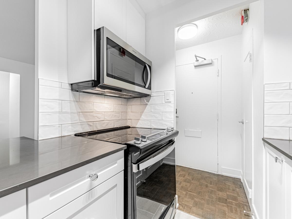 1903 Bayview Avenue - Photo 5