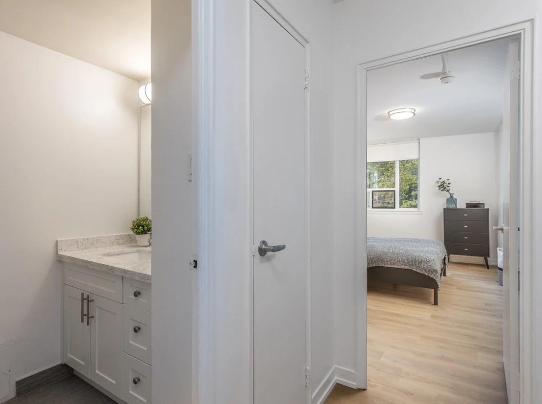 240 Markland Drive - Photo 8