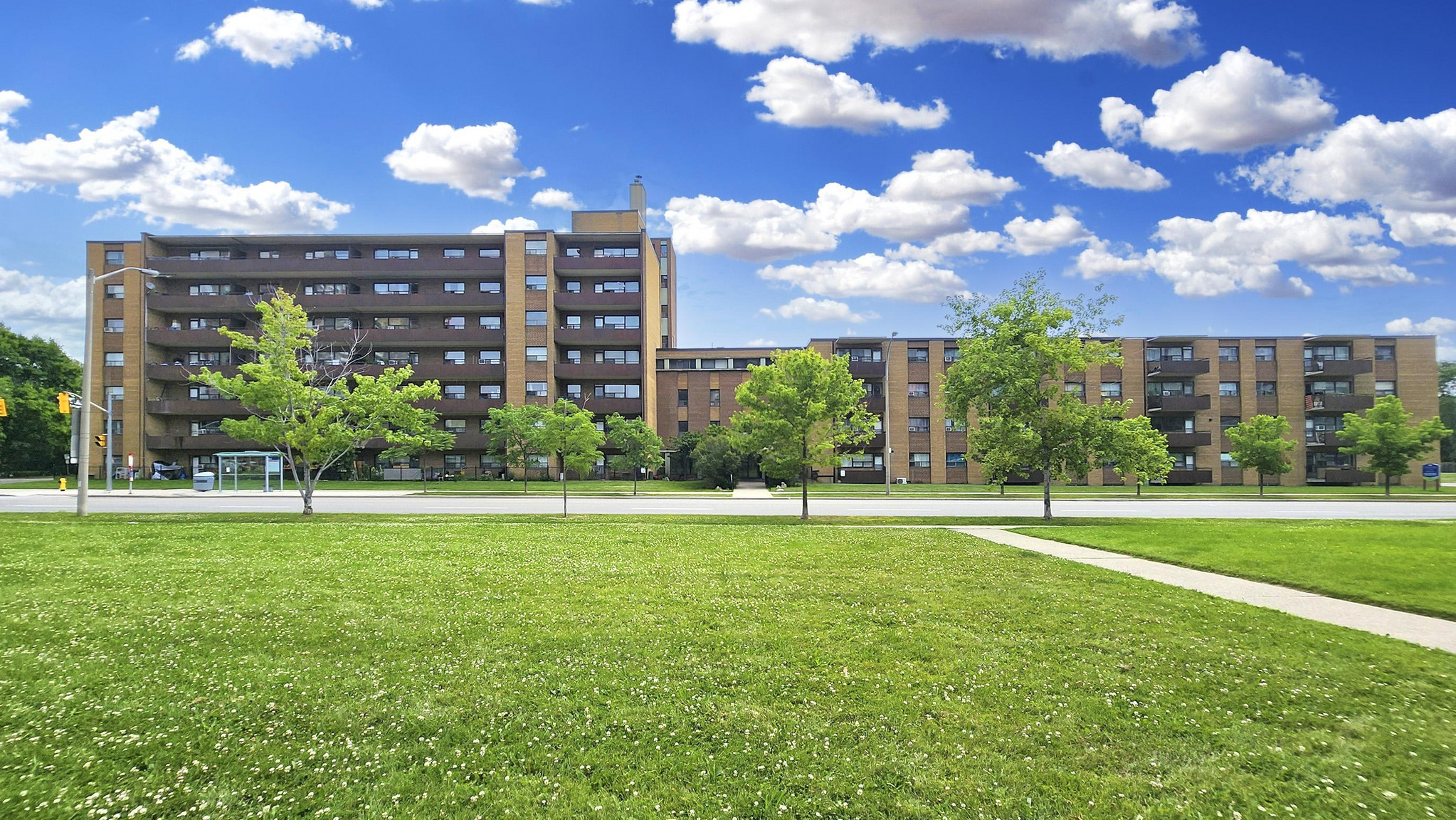 535 The East Mall - Photo 41