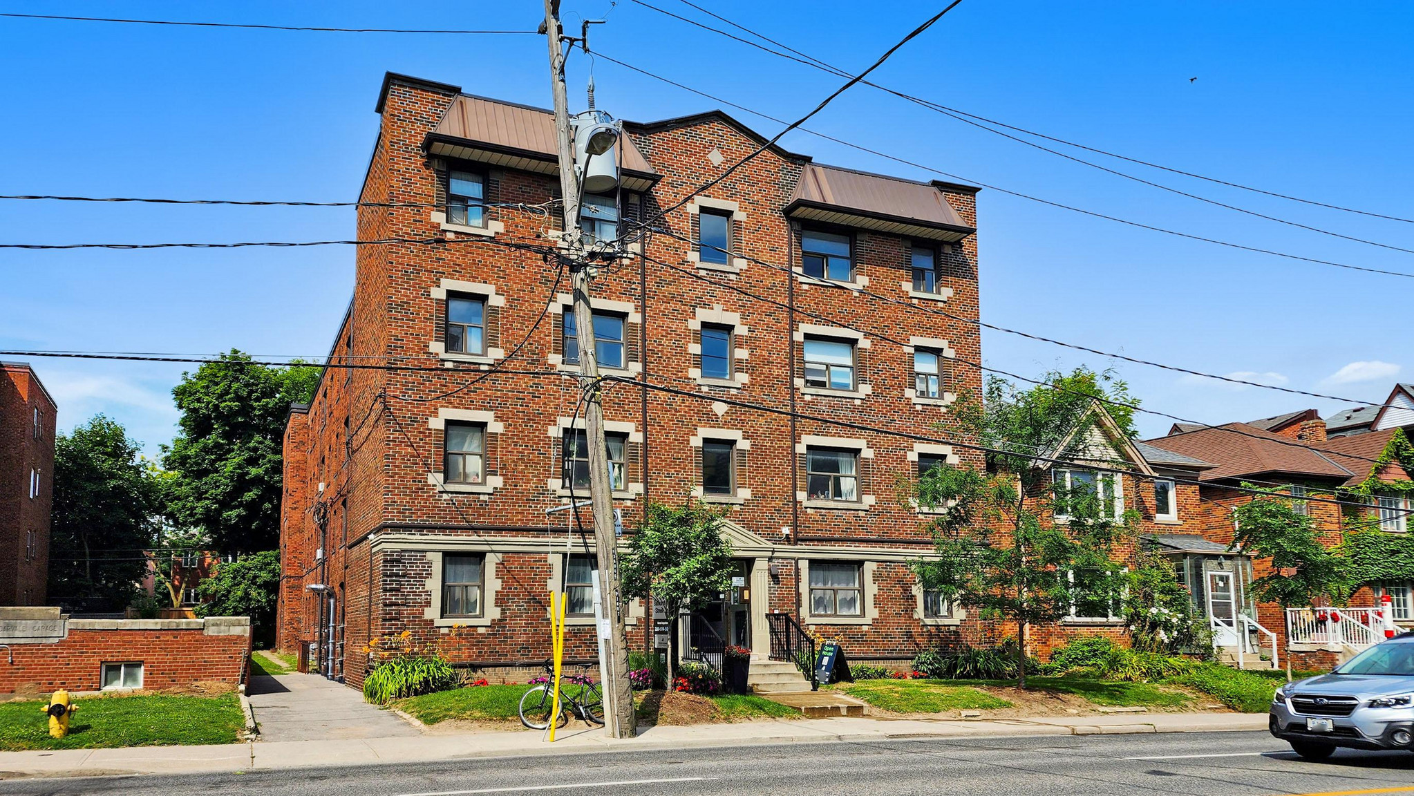 1602 Bathurst Street - Photo 17