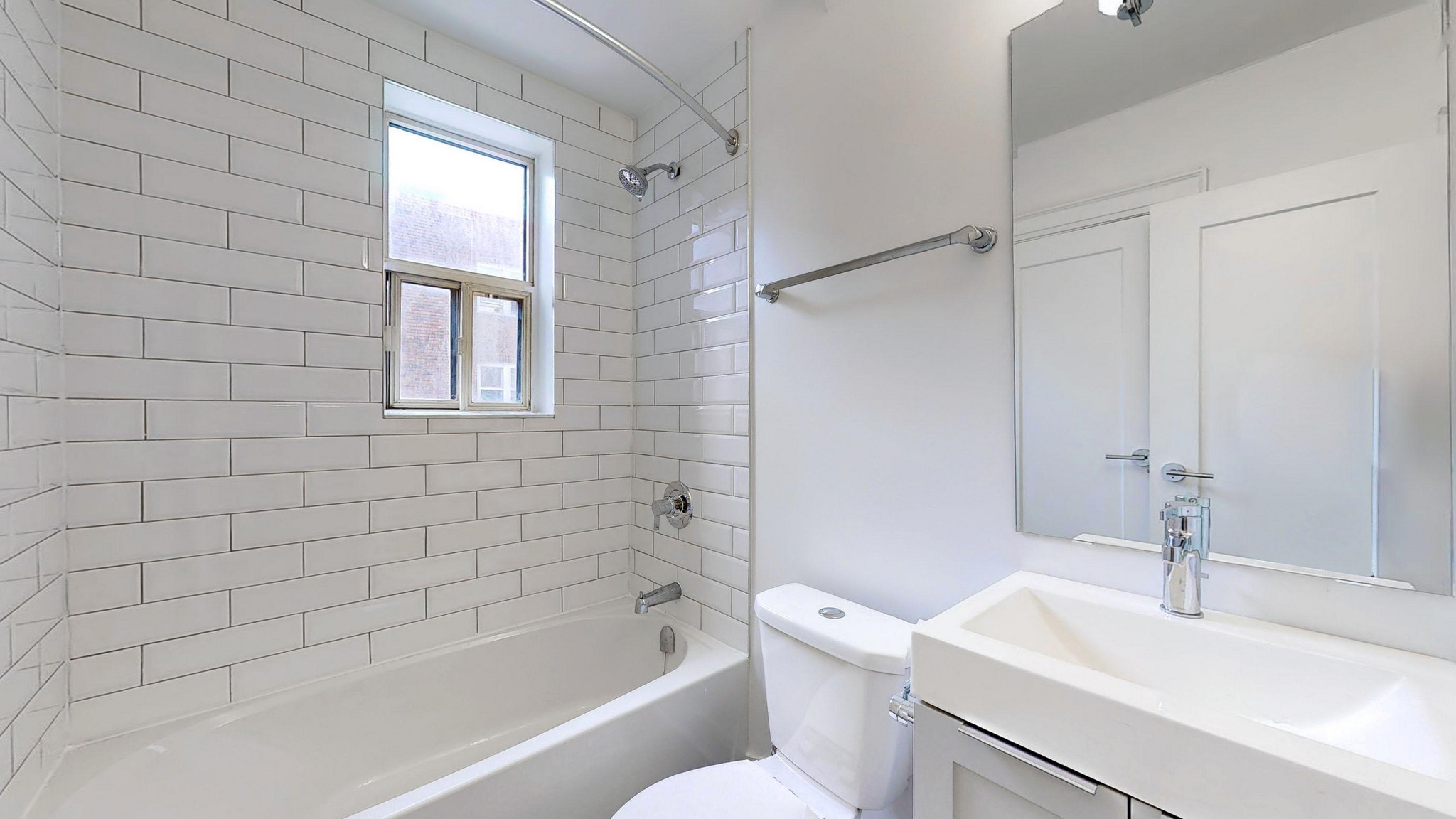 1602 Bathurst Street - Photo 14