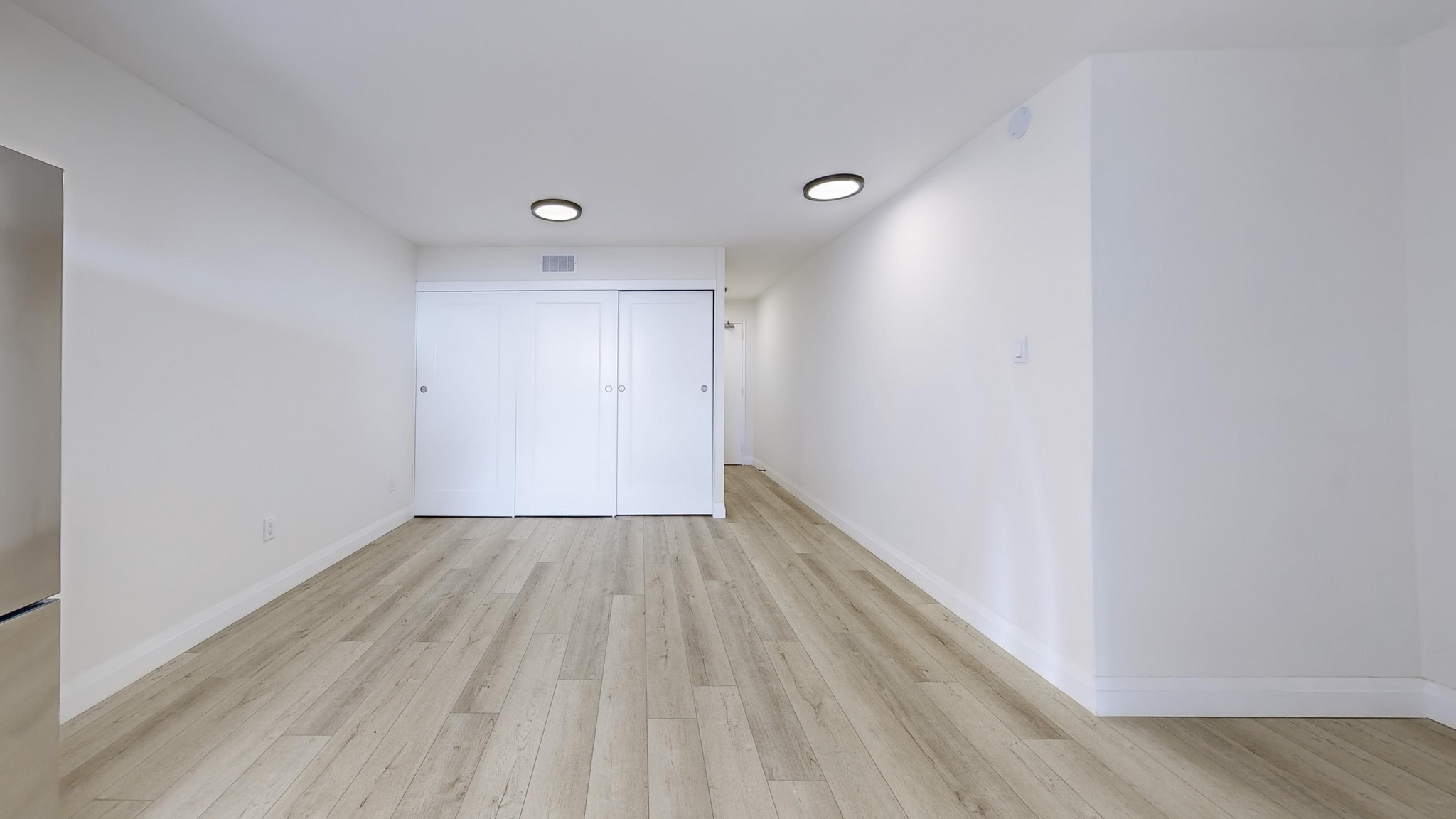 675 Martin Grove Road - Photo 5
