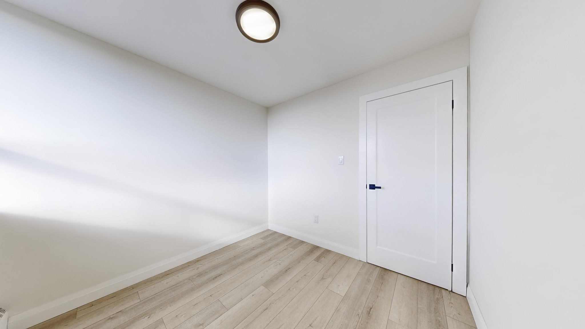 675 Martin Grove Road - Photo 15