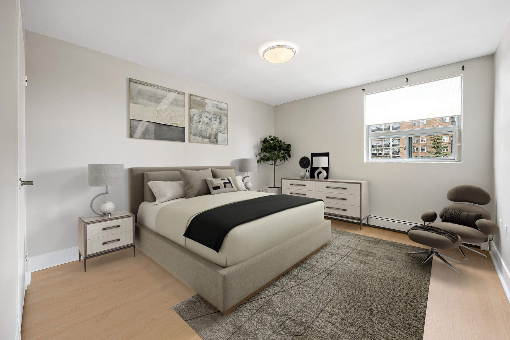 725-745 Wonderland Road South  - Photo 4