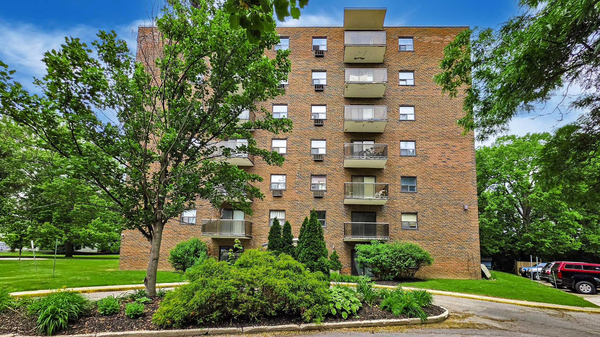  540 Proudfoot Lane - Beaverbrae Apartments - Photo 13