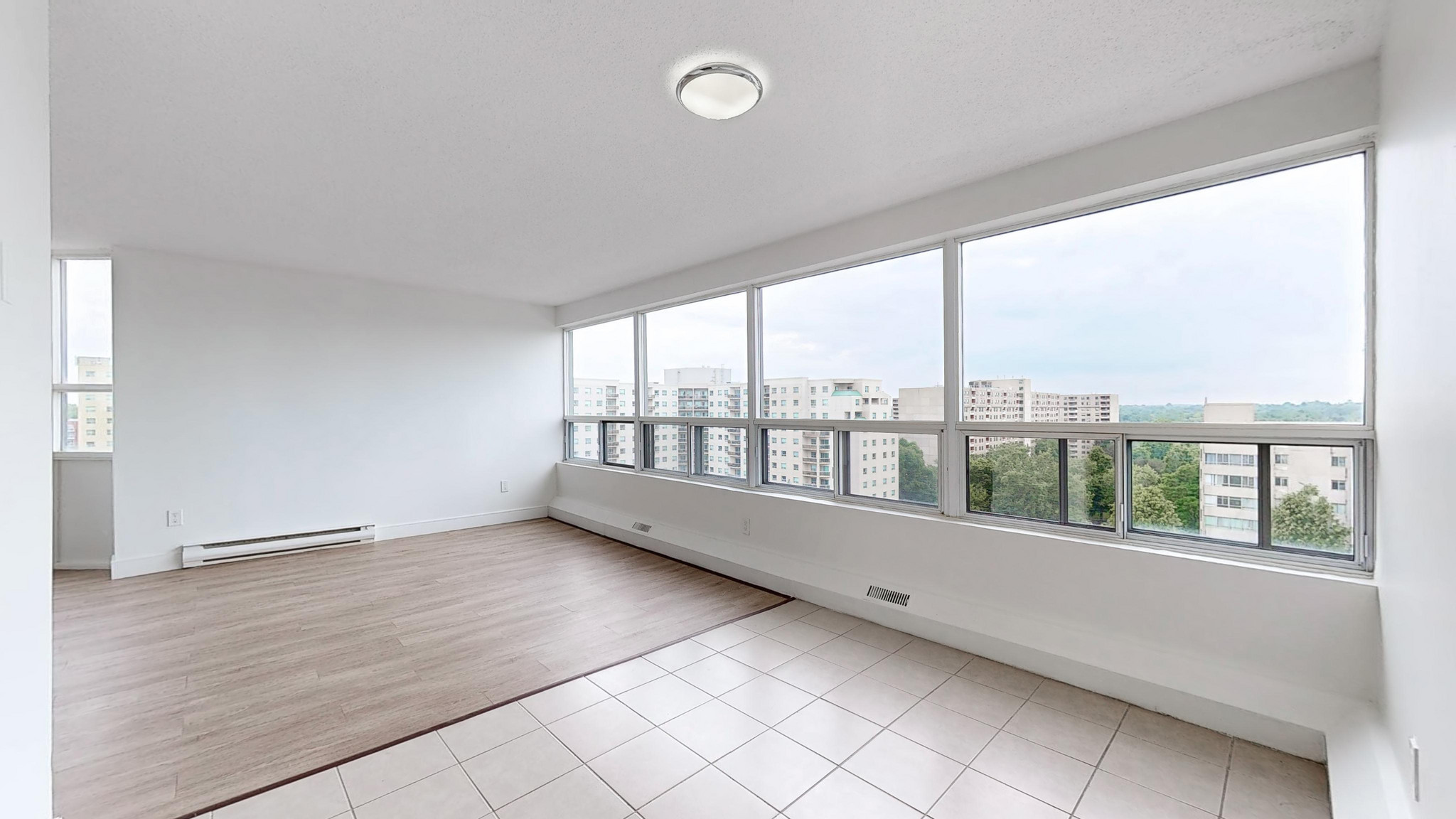 560 Proudfoot Lane - Empress Gate Apartments - Photo 8